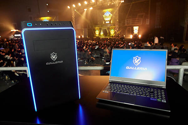 eスポーツ大会で選手が使うゲーミングパソコンや、配信用機材などの提供も実施している